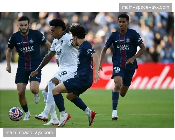 数据透视:巴黎圣日耳曼本赛季主场仍保持不败金身 数据透视:巴黎圣日耳曼本赛季主场仍保持不败金身